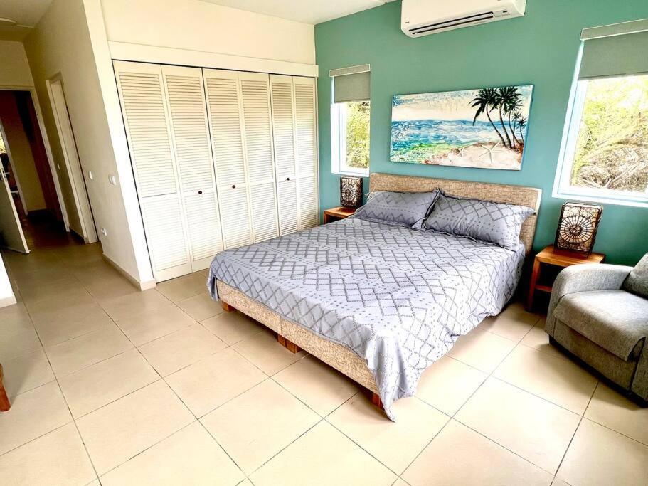 Blue Emerald Beachfront Blessing Willemstad Exterior photo