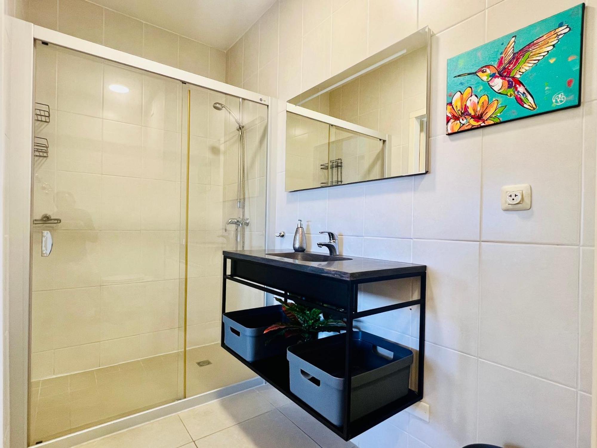 Blue Emerald Beachfront Blessing Willemstad Exterior photo